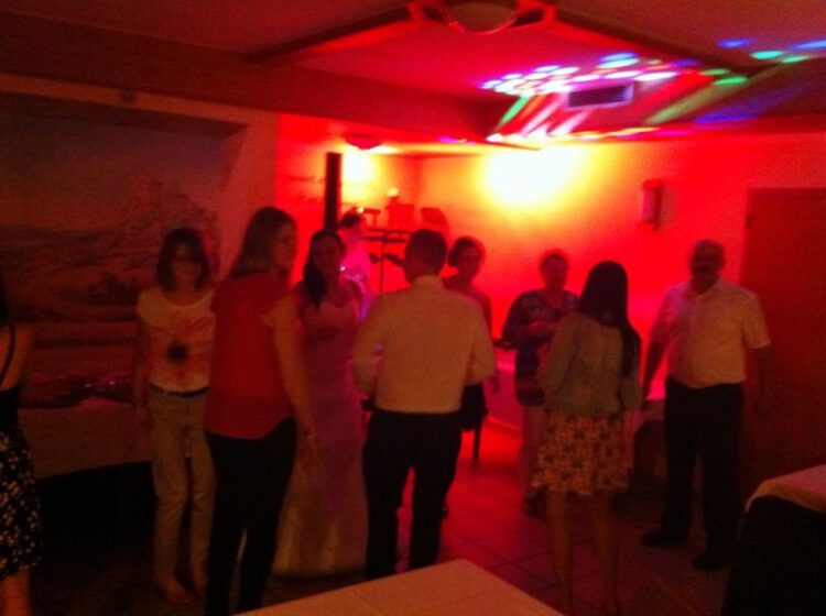 Stimmung_Hochzeit_Parkstein_09.05.2014