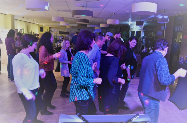 Cha Cha Slide 09.11.2019